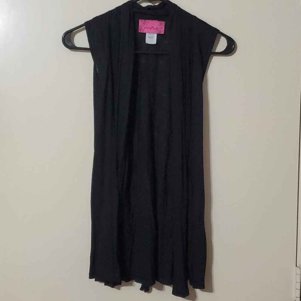Sleeve less Cardigan